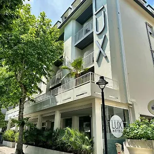 Lux Hotel